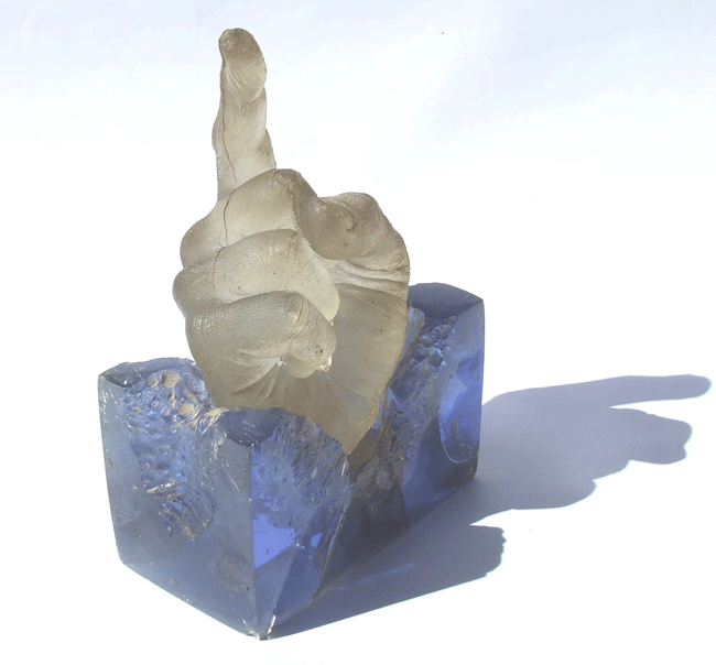 escultura troféu em resina poliester